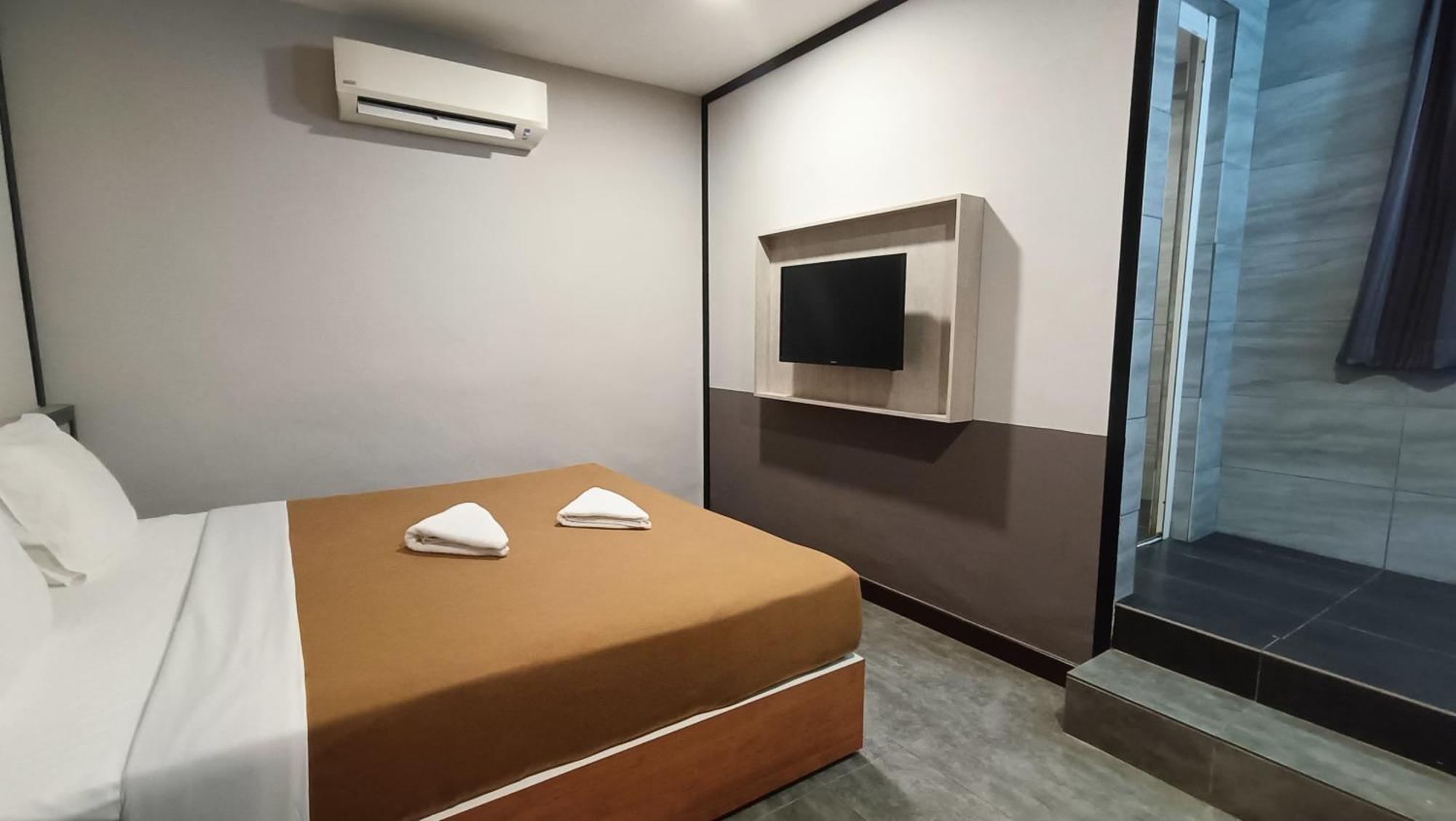 Urban Inn, Jitra Esterno foto