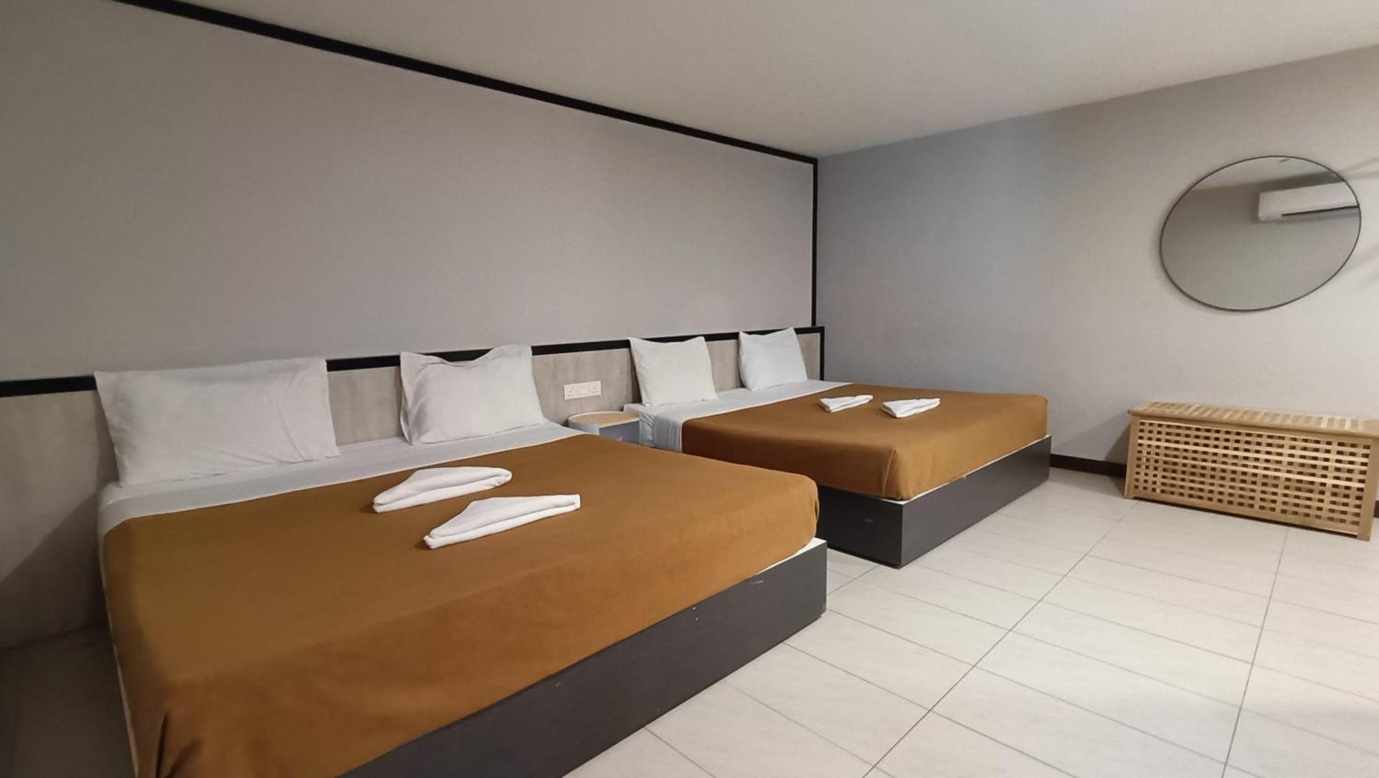 Urban Inn, Jitra Esterno foto