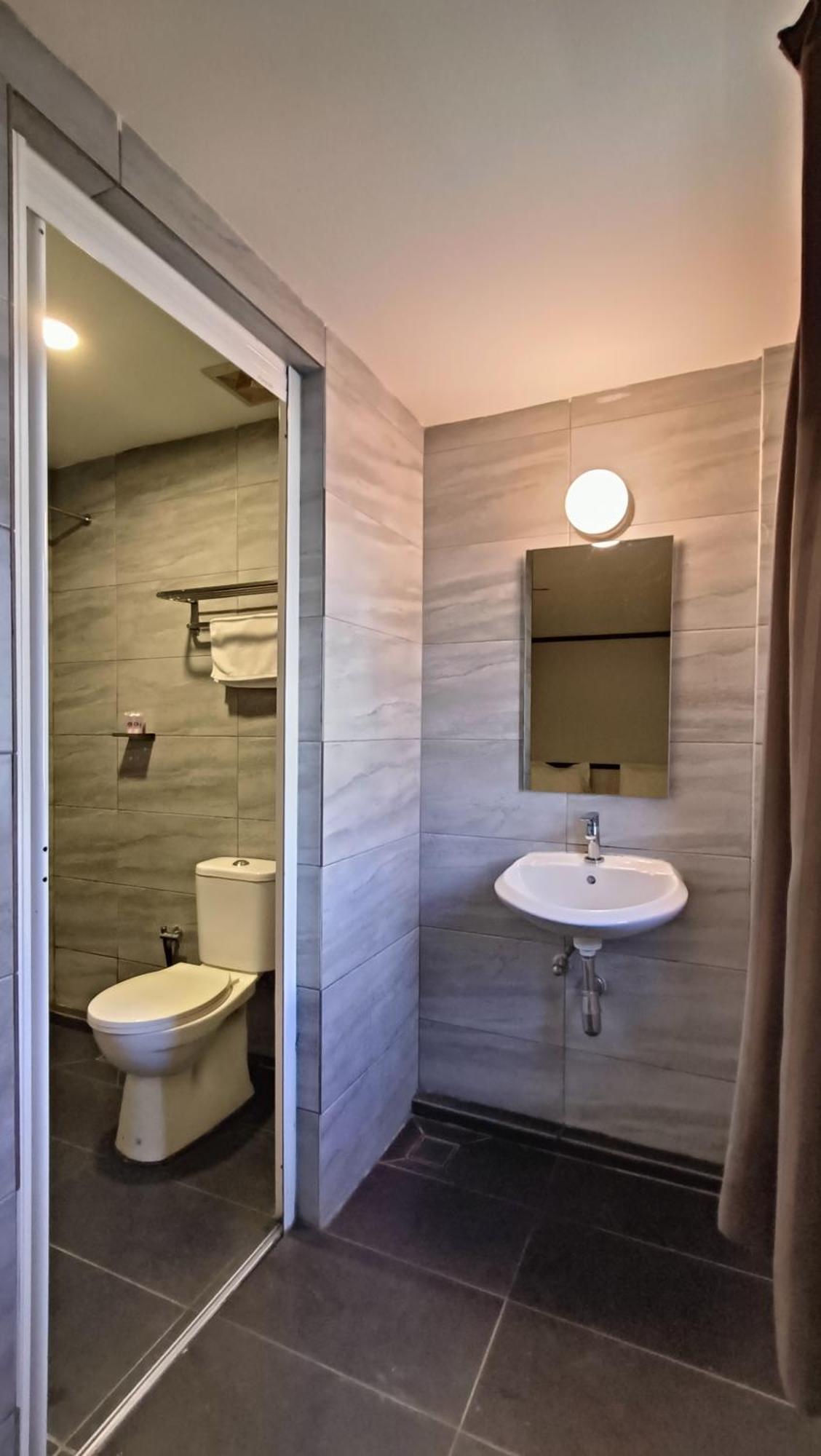 Urban Inn, Jitra Esterno foto