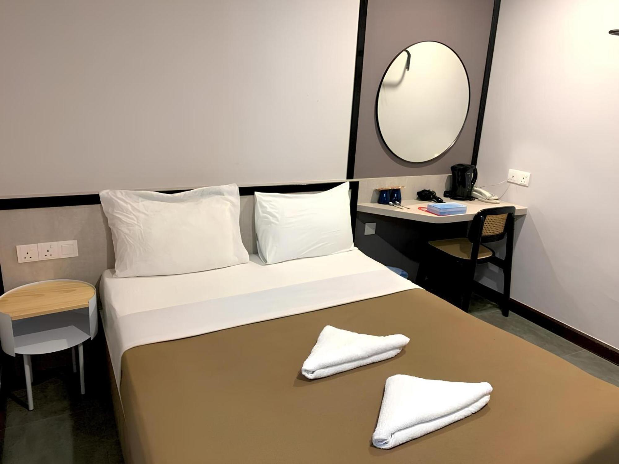 Urban Inn, Jitra Esterno foto